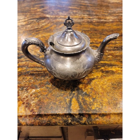 ATQ.1898-1924 Van Bergh S.P. Co., Rochester, N. Y.Quadruple Plate Teapot Set#468 - Picture 2 of 11